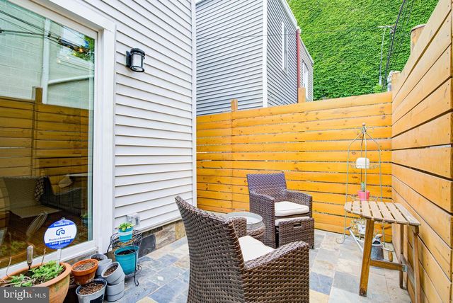 2448 CEDAR ST, Philadelphia, PA 19125