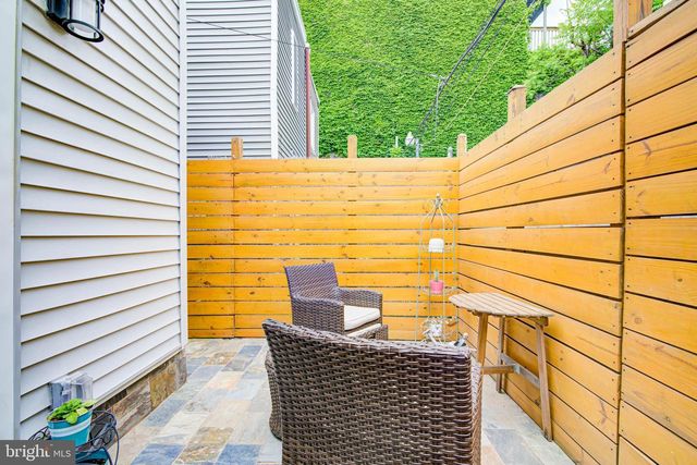 2448 CEDAR ST, Philadelphia, PA 19125