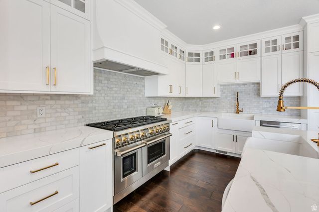 76 N SUNSET DR, Vineyard, UT 84059