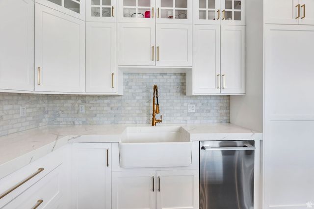 76 N SUNSET DR, Vineyard, UT 84059