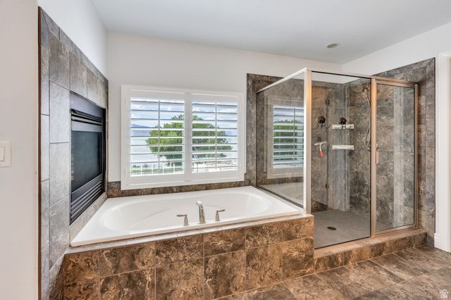 76 N SUNSET DR, Vineyard, UT 84059