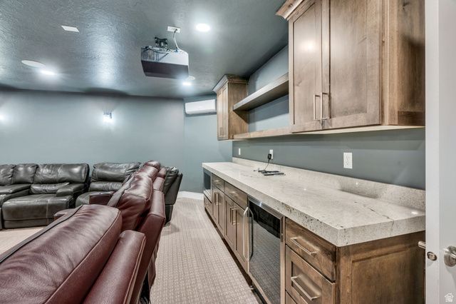 76 N SUNSET DR, Vineyard, UT 84059