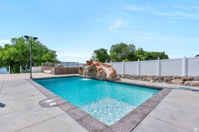 76 N SUNSET DR, Vineyard, UT 84059