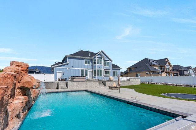 76 N SUNSET DR, Vineyard, UT 84059