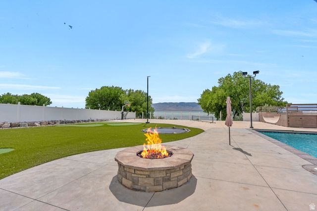 76 N SUNSET DR, Vineyard, UT 84059