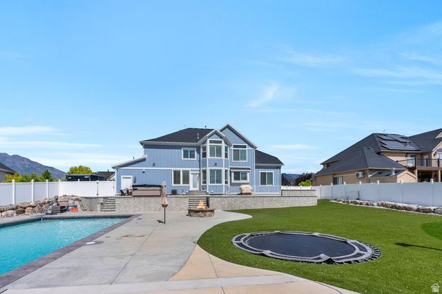 76 N SUNSET DR, Vineyard, UT 84059