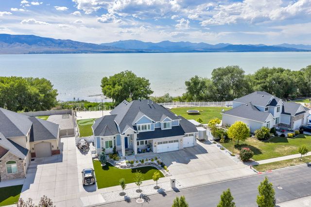 76 N SUNSET DR, Vineyard, UT 84059