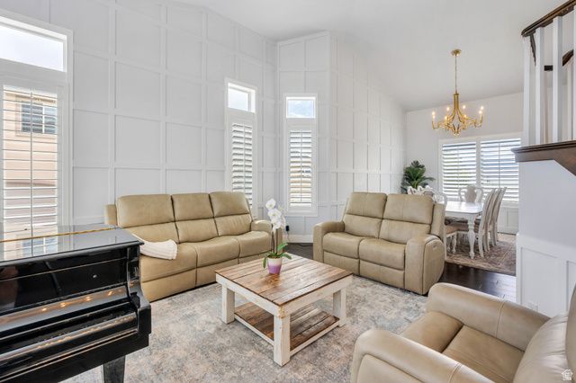 76 N SUNSET DR, Vineyard, UT 84059