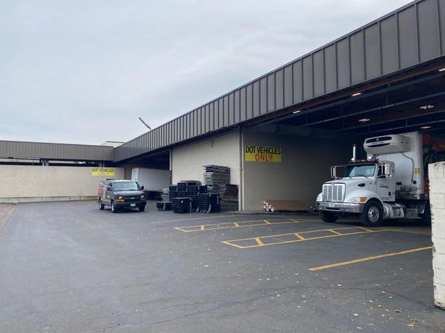 501 Airport Road, Medford, OR 97504