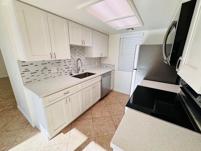 43376 Cook 6, Palm Desert, CA 92211