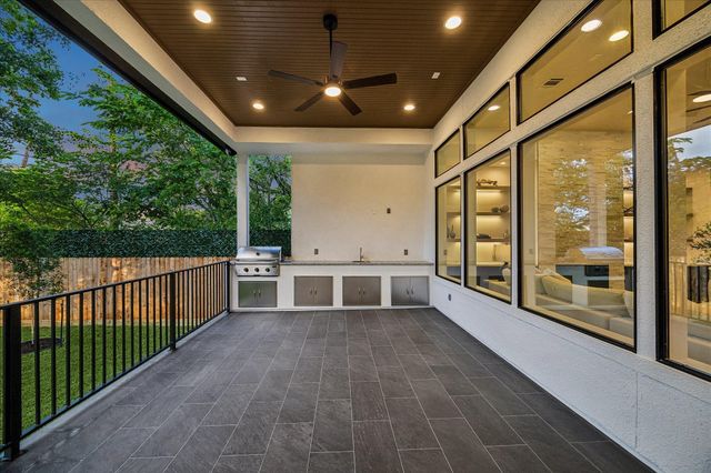 4714 Tamarisk Street, Bellaire, TX 77401