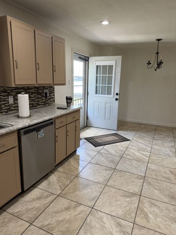 105 Skyline Dr, Mcminnville, TN 37110