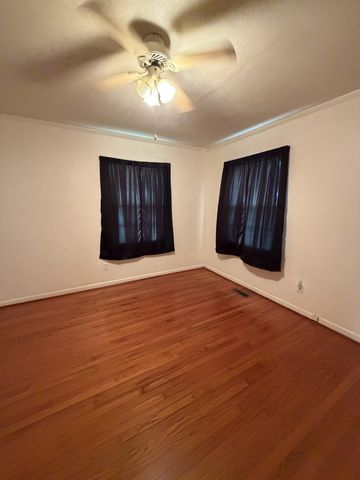 105 Skyline Dr, Mcminnville, TN 37110