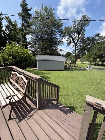 105 Skyline Dr, Mcminnville, TN 37110