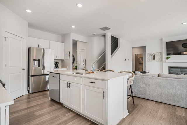 834 Allegro Drive, Reynoldsburg, OH 43068