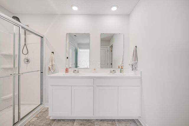 834 Allegro Drive, Reynoldsburg, OH 43068