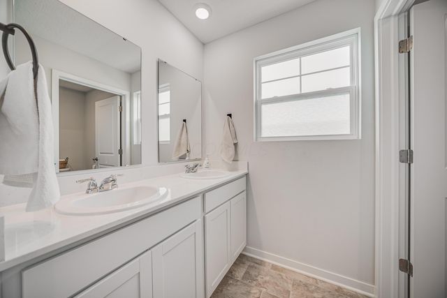 834 Allegro Drive, Reynoldsburg, OH 43068