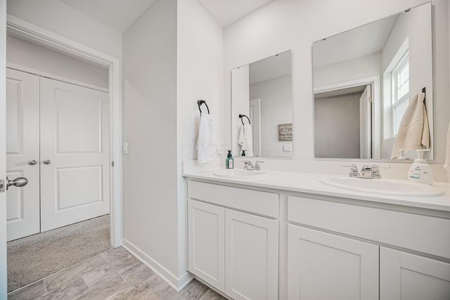 834 Allegro Drive, Reynoldsburg, OH 43068