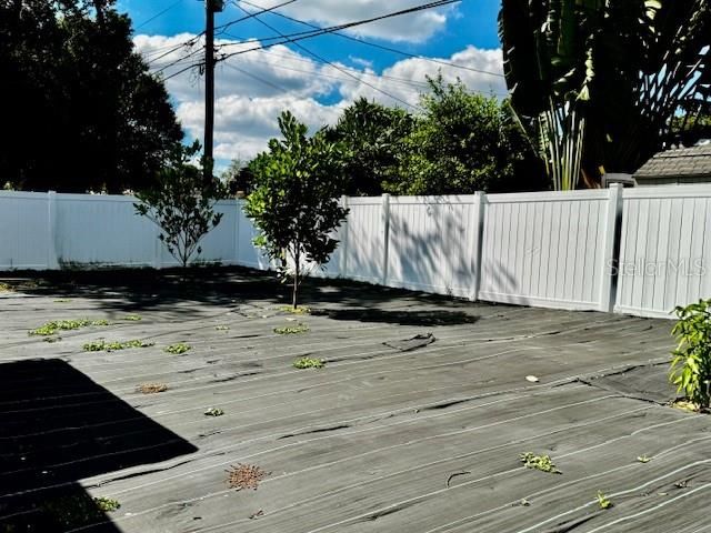 1155 SAN REMO DRIVE, Largo, FL 33770