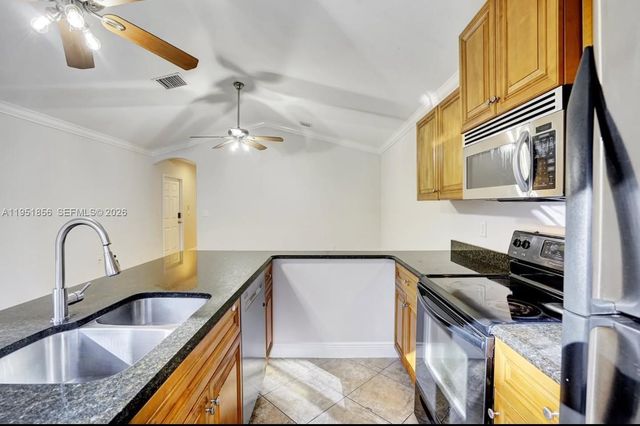 4728 Clemens St, Lake Worth, FL 33463