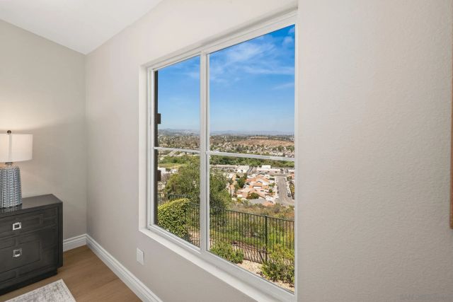 233 Petunia Ct, San Marcos, CA 92069