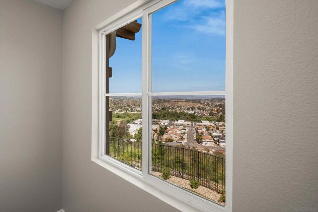 233 Petunia Ct, San Marcos, CA 92069