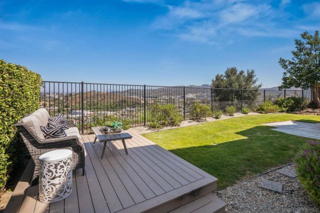 233 Petunia Ct, San Marcos, CA 92069