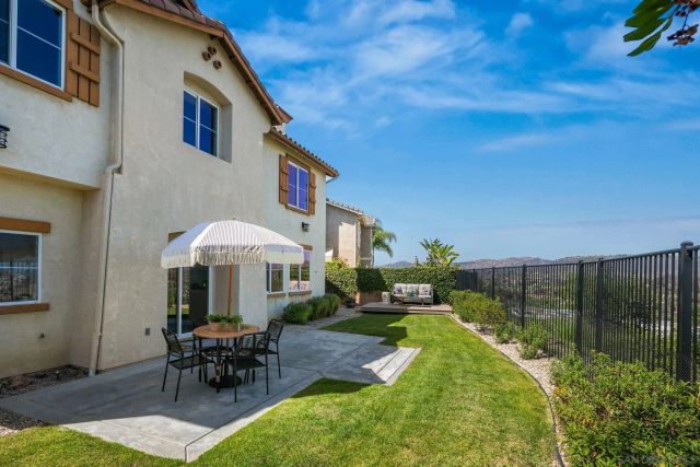 233 Petunia Ct, San Marcos, CA 92069
