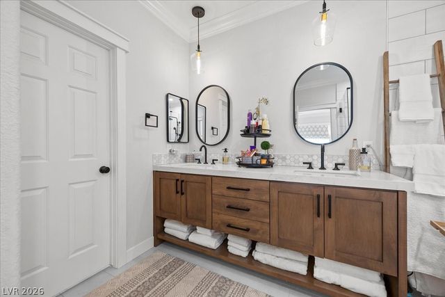 812 Paseo Cerro Place, Las Vegas, NV 89138