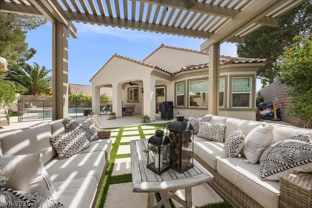 812 Paseo Cerro Place, Las Vegas, NV 89138