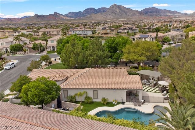 812 Paseo Cerro Place, Las Vegas, NV 89138