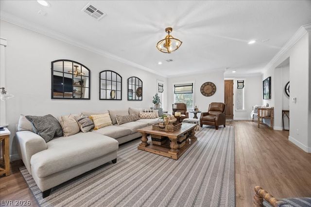 812 Paseo Cerro Place, Las Vegas, NV 89138