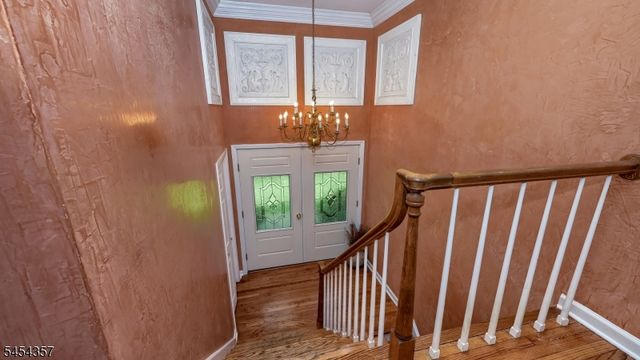 460 Laurel Ln, Kinnelon Boro, NJ 07405