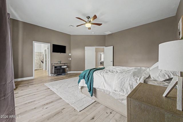 943 E ELMWOOD Place, Chandler, AZ 85249