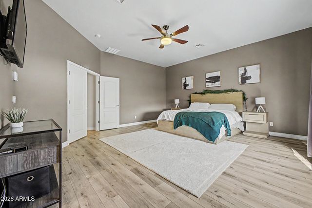 943 E ELMWOOD Place, Chandler, AZ 85249