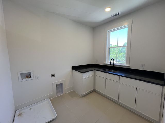 1814B Piedmont Ave, Nashville, TN 37216