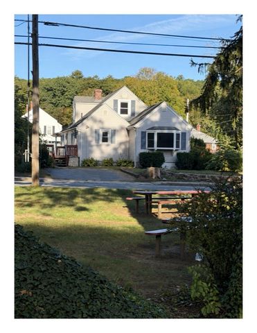 2 Whitman Street, Smithfield, RI 02917
