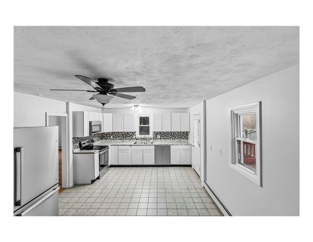 2 Whitman Street, Smithfield, RI 02917