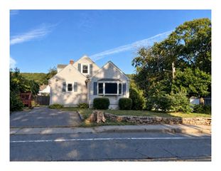 2 Whitman Street, Smithfield, RI 02917