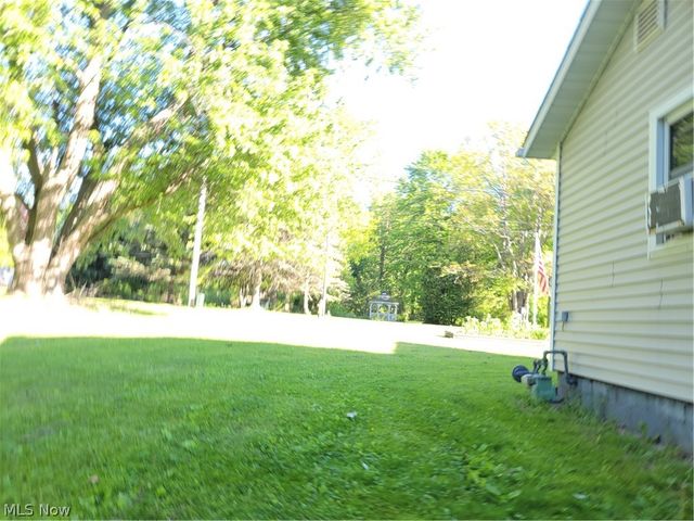 498 Walnut Street, Conneaut, OH 44030
