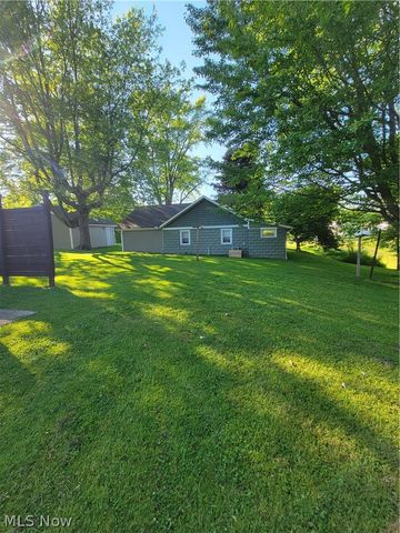 498 Walnut Street, Conneaut, OH 44030