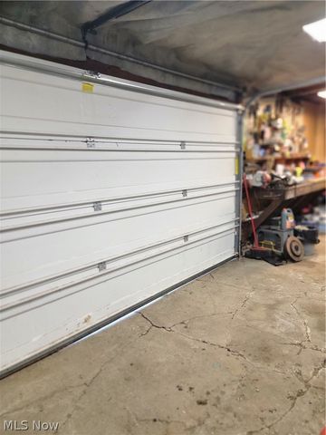 498 Walnut Street, Conneaut, OH 44030