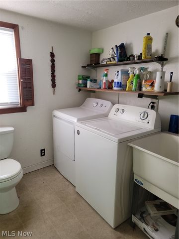 498 Walnut Street, Conneaut, OH 44030