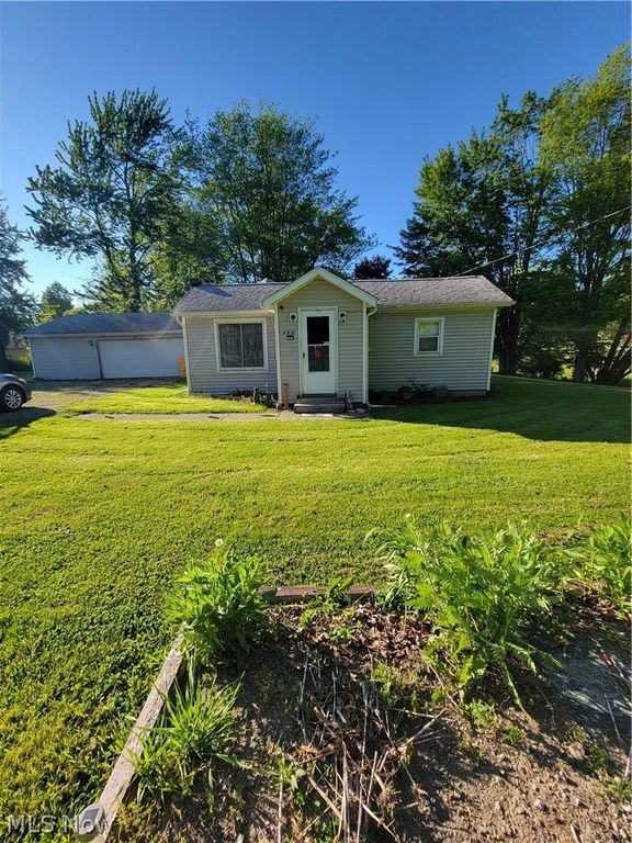 498 Walnut Street, Conneaut, OH 44030