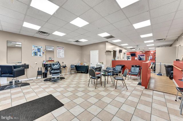 266 PARKWAY AVE, Trenton, NJ 08618