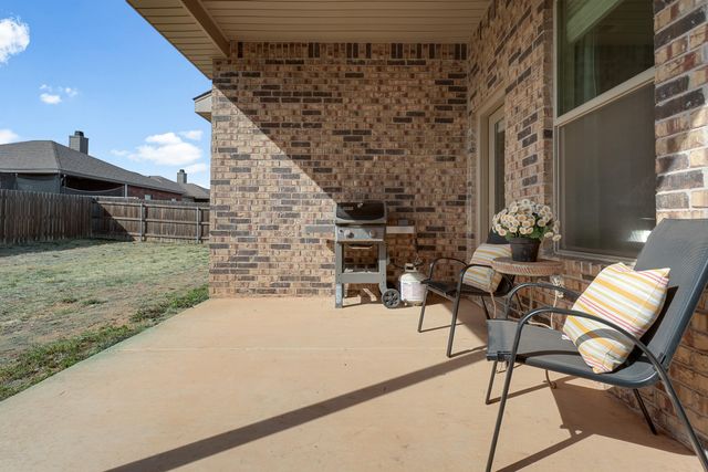 3205 Bryan Avenue, Wolfforth, TX 79382