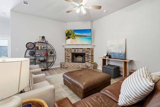 3205 Bryan Avenue, Wolfforth, TX 79382