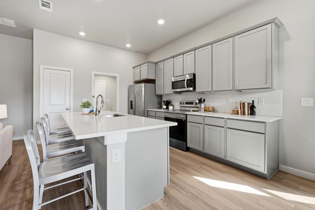 3205 Bryan Avenue, Wolfforth, TX 79382
