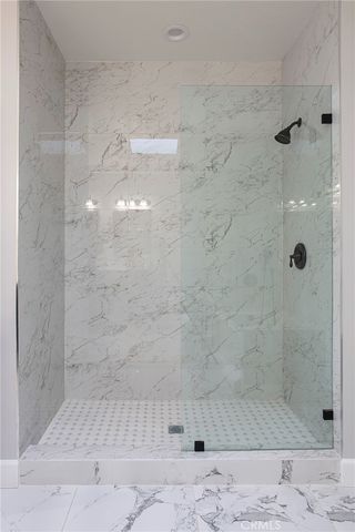 3236 Royal Oaks Drive 6, Thousand Oaks, CA 91362