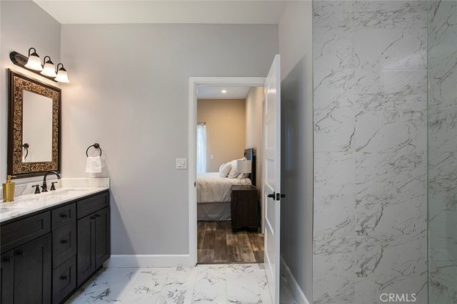 3236 Royal Oaks Drive 6, Thousand Oaks, CA 91362